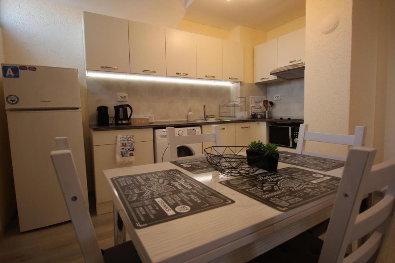 Apartment Happy Holiday Lazur Burgas Ngoại thất bức ảnh